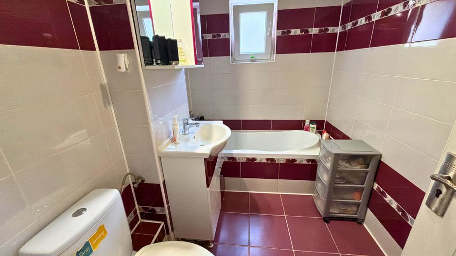 Apartament 2 camere decomandat 50 M²  semicentral - Poză 9