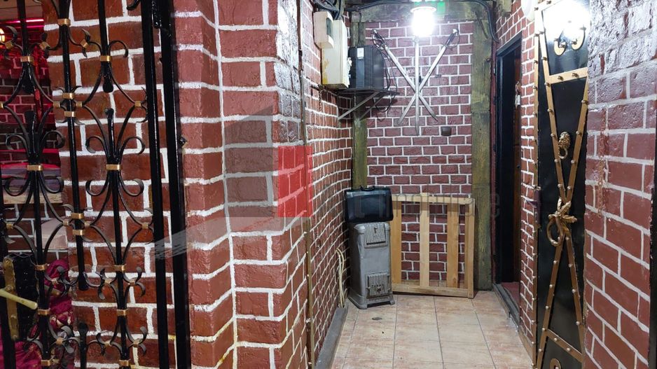 Spatiul "SOTTERANI" , demisol in vila, intrare separata, 90 mp - Poză 9