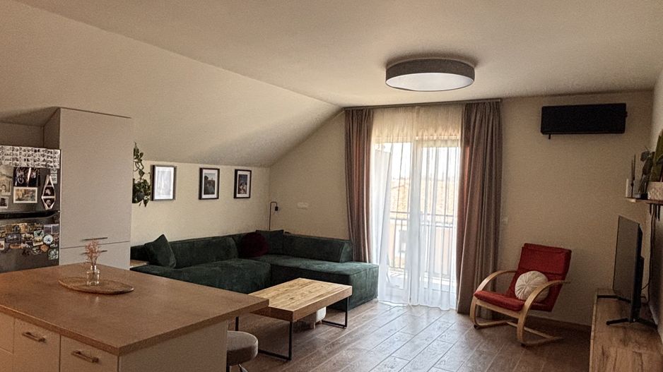 COMISION 0% | Apartament 3 Camere + Pod Amenajat 2 Parcari Dumbravita - Poză 1