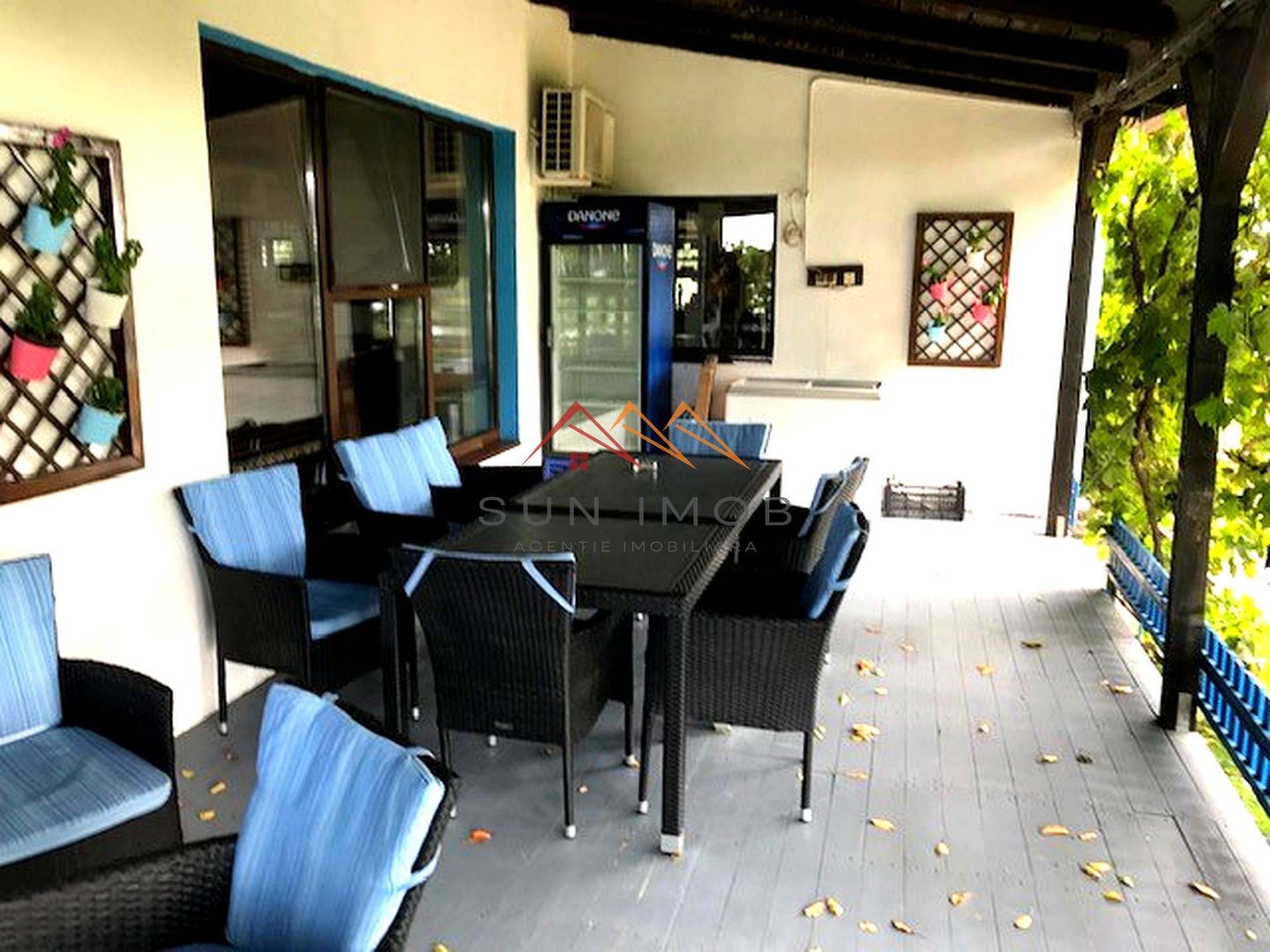 De vanzare pensiune 14 camere, teren 1500 mp, multiple dotari - Poză 12