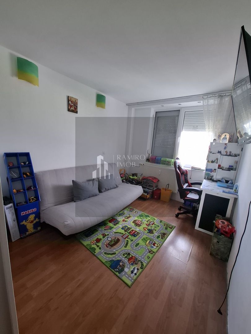 Apartament 3 camere Soseaua Alexandriei / Antiaeriana - Poză 1