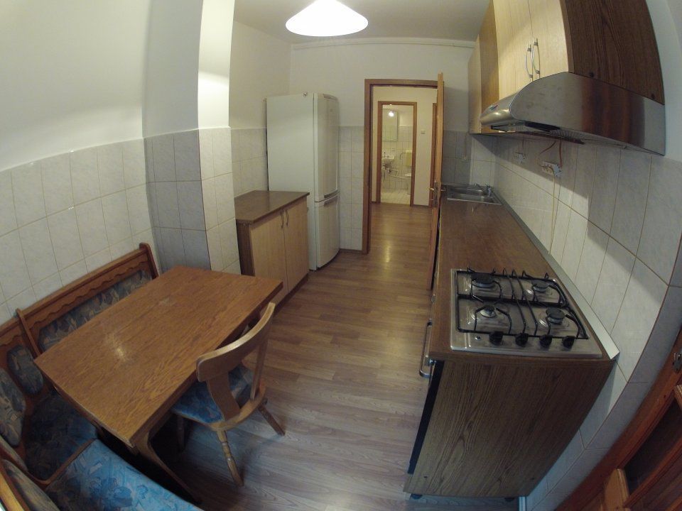 Apartament 3 camere + 2 bai in bloc vila.de 4 etaje, Racadau - Poză 5