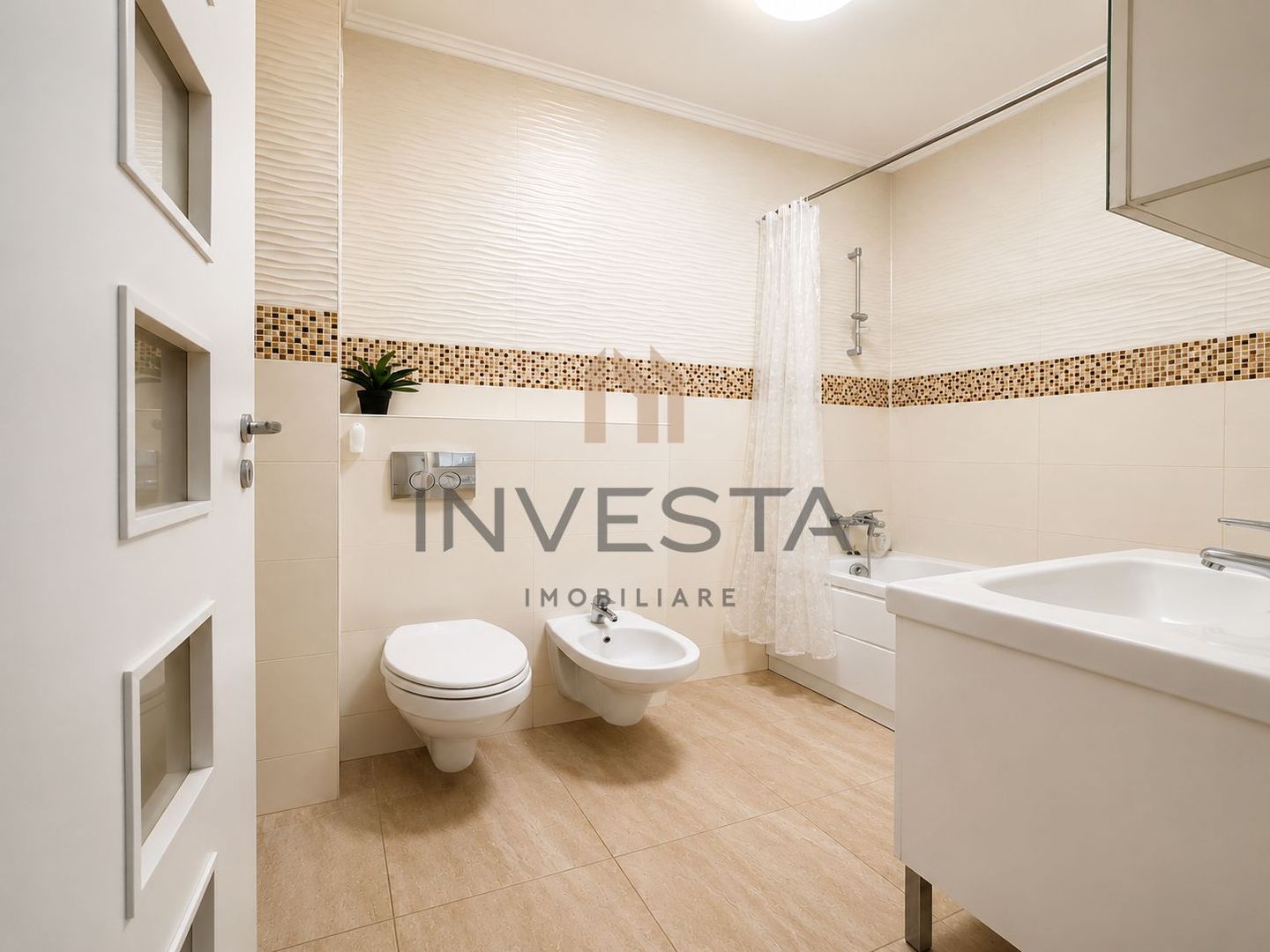Apartament cu 3 camere si balcon de inchiriat, Centru, zona NTT Data! - Poză 6