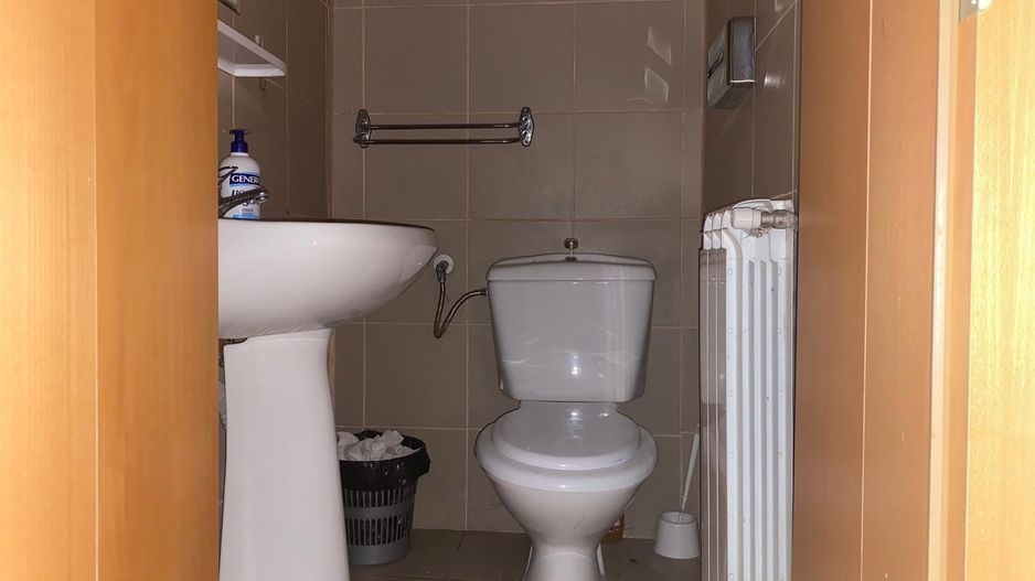 Spațiu comercial de închiriat-zonă ultracirculată, Micro 3 -Târgoviște - Poză 9