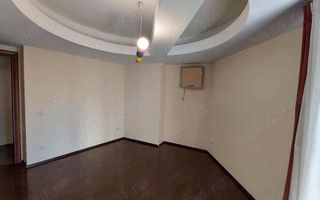 Vînzarea apartament 4 camere - Poză 4