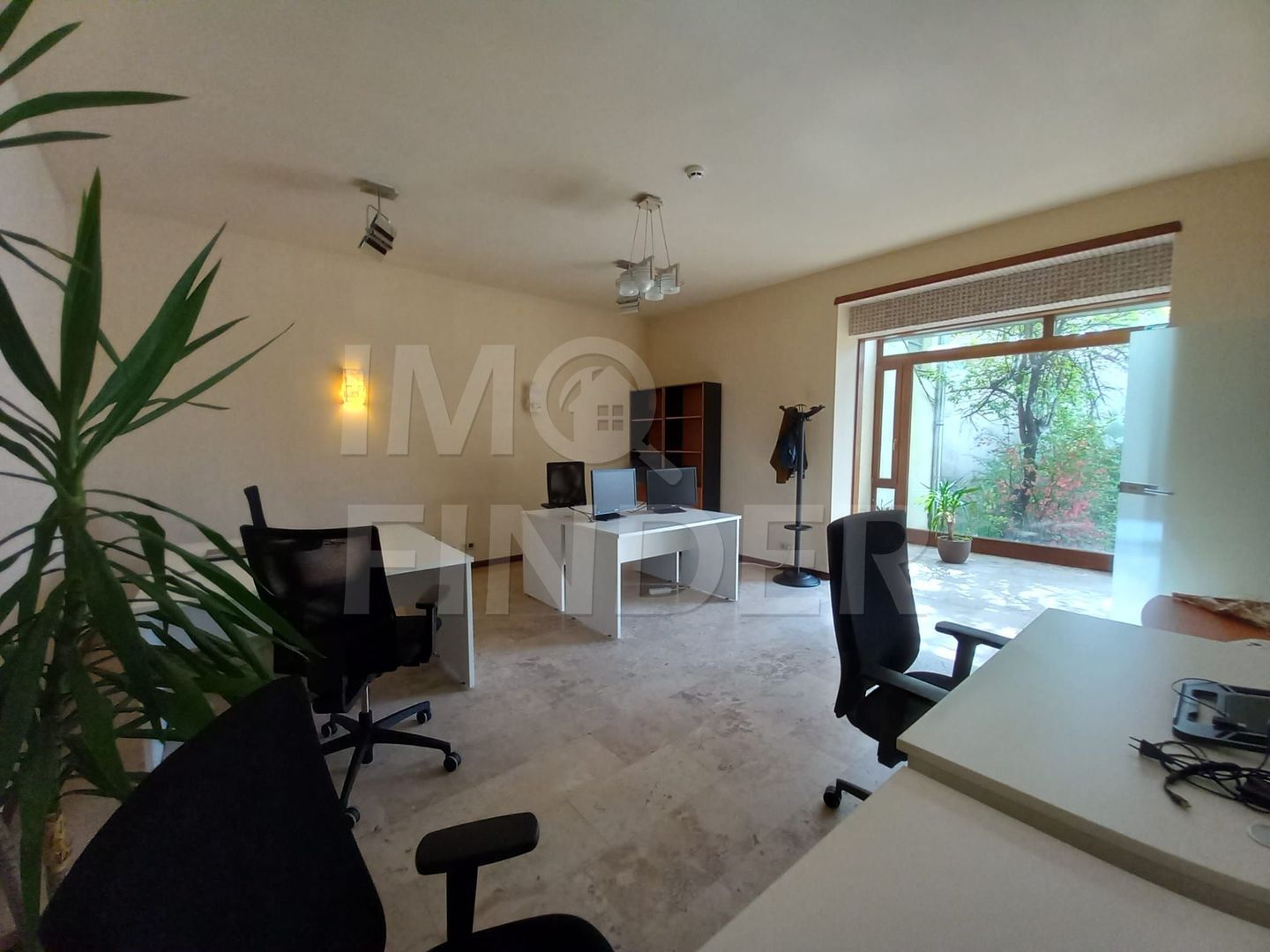 Spatiu de Birou Ultrafinisat zona Centrala - Poză 2