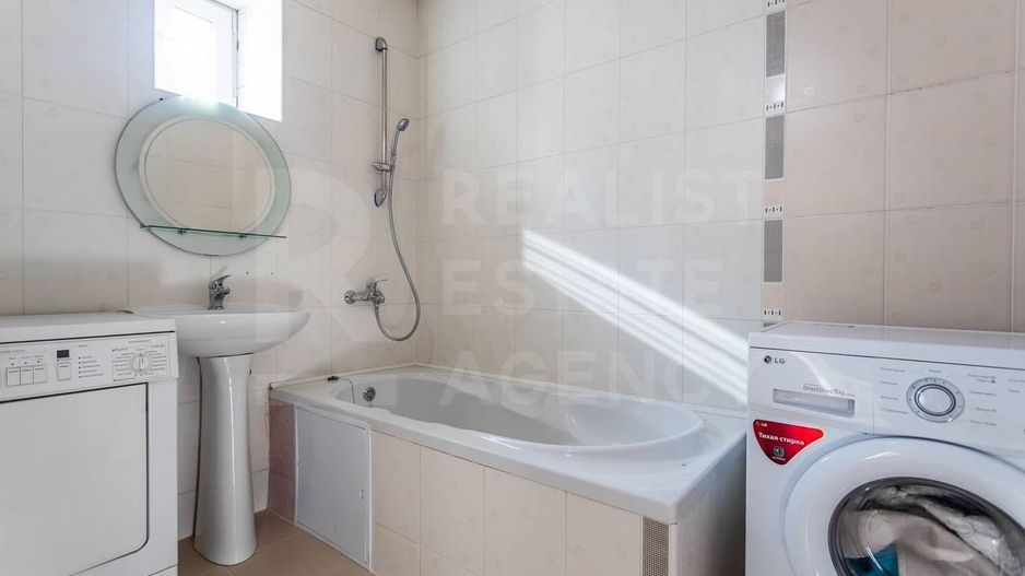 Chirie, casă, 3 camere, strada Valea Dicescu, Telecentru - Poză 22