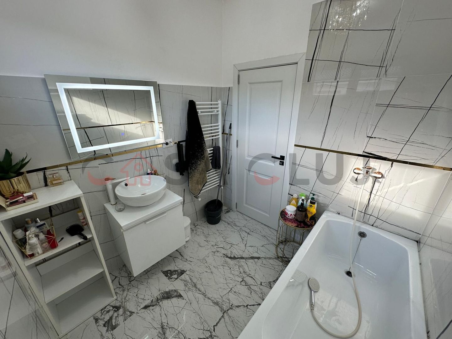 Casă premium de vânzare , Chinteni , la cheie - Poză 26