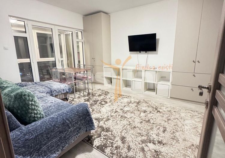 Apartament decomandat cu 2 camere de închiriat, zona Casa de Cultură, - Poză 1