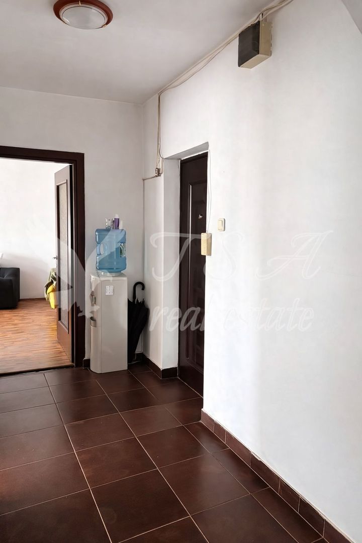 Apartament 2 camere, decomandat, zona Sebastian - Poză 11
