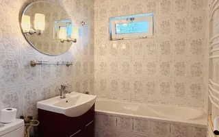 De vanzare Apartament 3 camere Tiglina 3, Galati, 75mp, et.4/4 - Poză 11