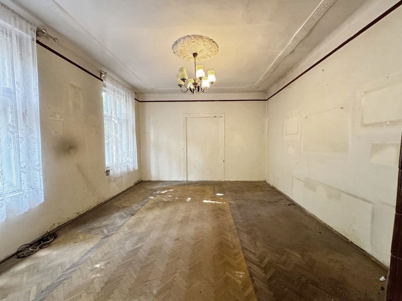 Apartament pretabil pentru birou/cabinet Strada Coșbuc. - Poză 7