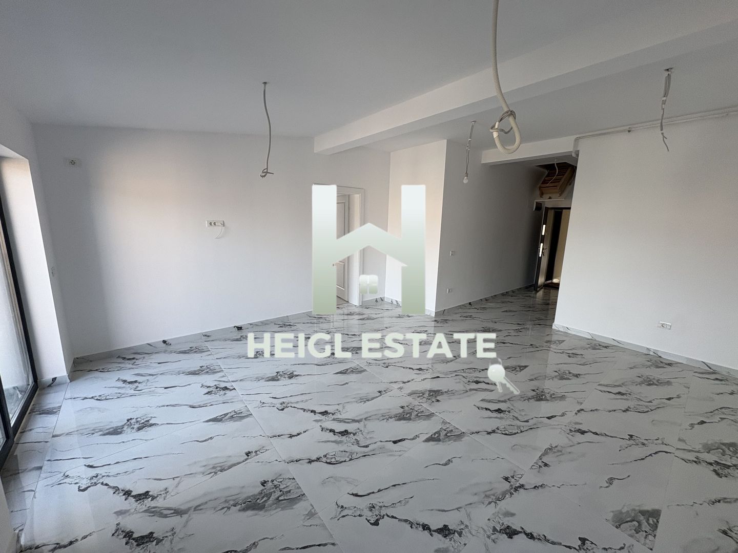 Apartament cu 2 camere si pod in Giroc in zona Eso - Poză 4