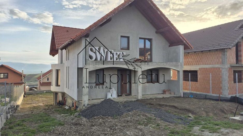 Casă Individuală cu Mandarda  înaltă | 150 MPU | Șura-Mare - Poză 1