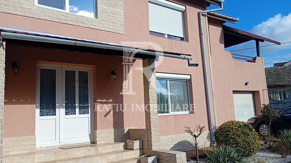 Casa de vanzare 4 camere | Cartierul Oncea | Oradea | - Poză 1