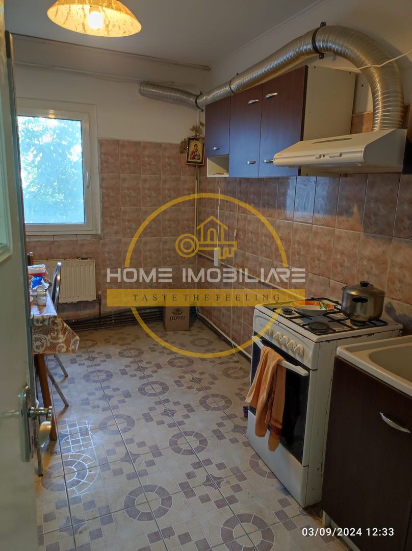 Apartament cu 4 camere/ Decomandat/  74 mp/ Dancu - Poză 5