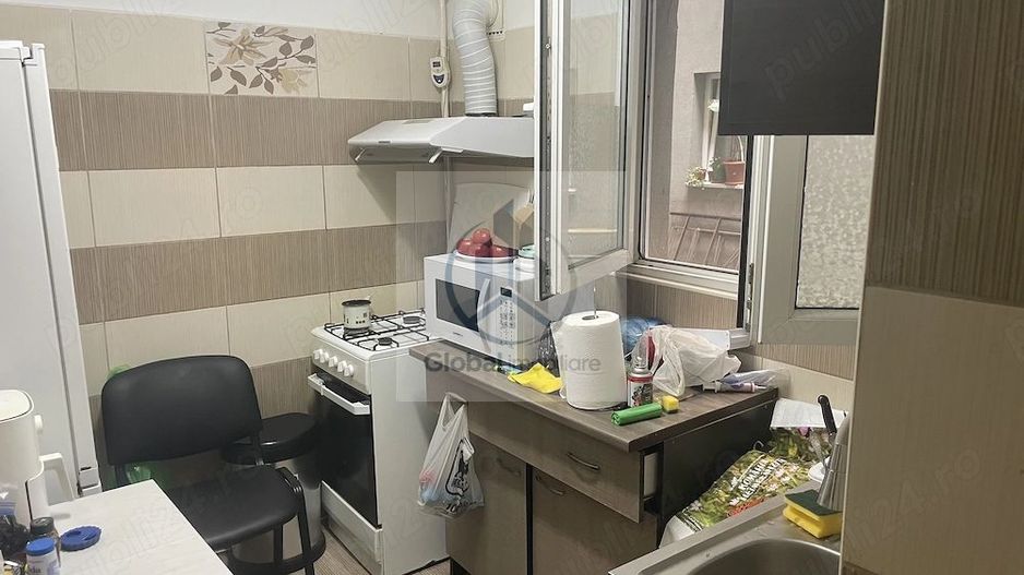 Apartament 2 camere decomandat Moghioros - Poză 3