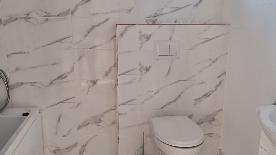 De inchiriat casa 4 camere bucatarie mobilata utilata Izvor - Poză 12