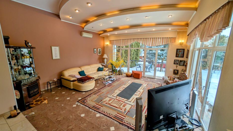 Vila, 6 Camere, 365 mp, 4 bai, Andrei Muresanu, Constantin Brancusi - Poză 2