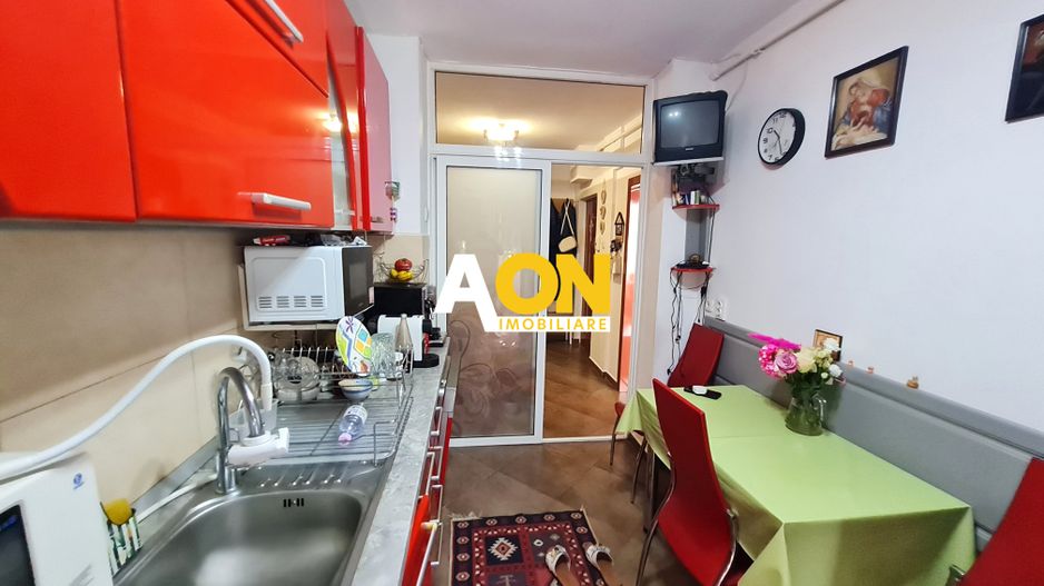 Apartament 4 Camere, Et 3, 82 mp, Decomandat, Mobilat, Utilat, Cetate - Poză 14