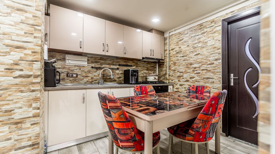 PROPIETATE REZERVATA -Apartament 2 camere in Parneava - Poză 8