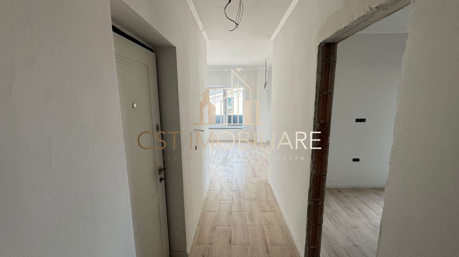 Apartament cu 4 camere / Terasa 30 mp - Poză 5