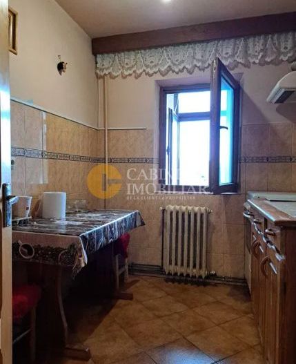 Apartament cu 2 camere decomandat zona Galata - Poză 7