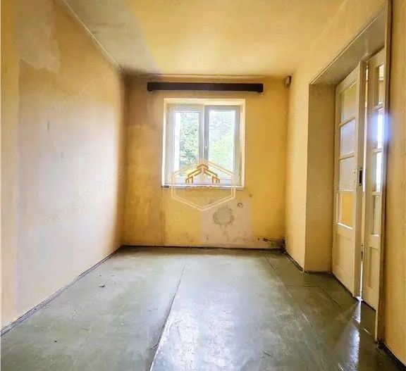 BRASADAS vinde ap 3 cam etajul 3/4 | Closca. - Poză 5