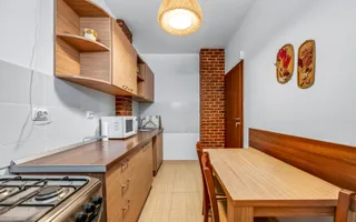 Casa pe 3 niveluri | Terasa cu priveliste | 3 parcari | Pozitie centrala - Poză 34