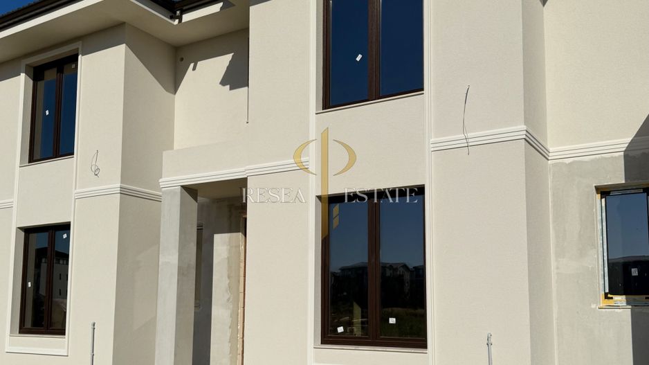 Casă înșiruită | 3 camere - 2 bai| Giroc - Poză 1