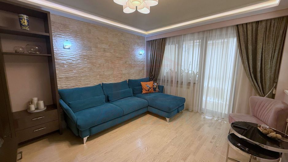 ✨De închiriat 3 camere, Micro 20, 500 Euro/luna - Poză 1