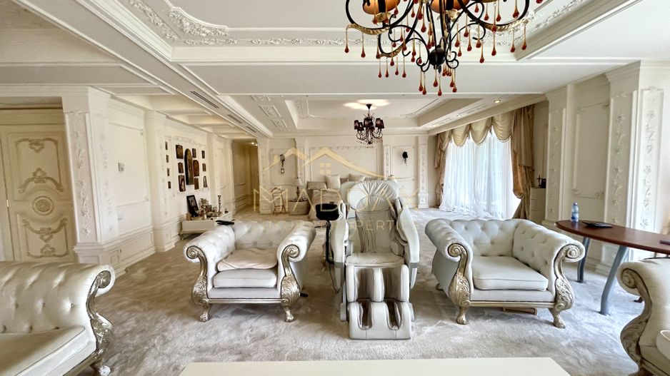 Impressive Villa *1500 SQM usable* 2613 SQM land / Open to the lake - Poză 31