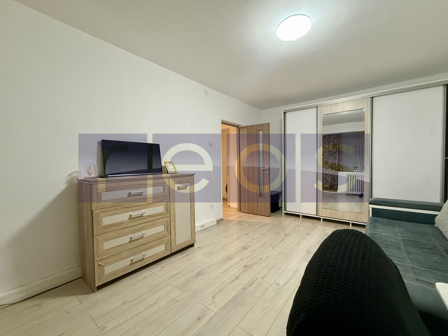 INCHIRIERE GARSONIERE | ZONA DRISTOR | COMPLET MOBILATA SI UTILATA - Poză 3