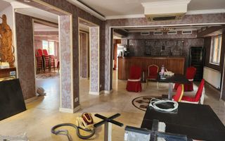 PIPERA/VOLUNTARI  Vilă 3 Nivele Curte & Locuri de Parcare - Gata de Rebranding! - Poză 5