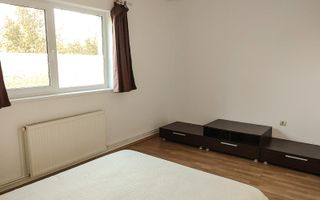 De Inchiriat Casa Individuala cu 3 camere, Garaj, Jucu de Mijloc - Poză 3