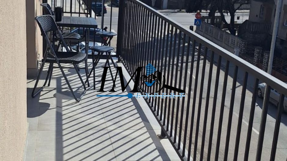 Apartament renovat de închiriat Cetate - Poză 7