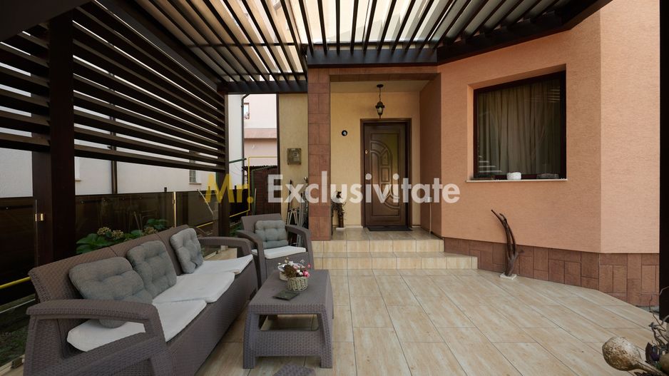 Casa + 305 mp terem curte proprie in zona rezidentiala Gavana - Poză 12