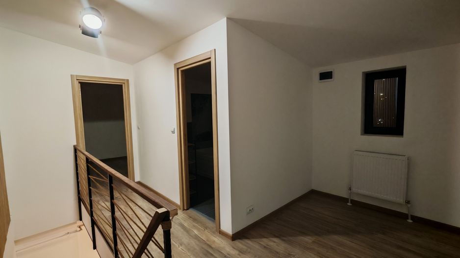 Corp de casa P+M 4 camere , Racadau Carpatilor -LIDL- ,curte comuna. - Poză 15