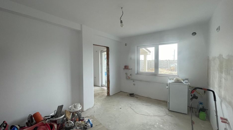 Duplex 5 camere - pozitie excelenta - Mosnita Noua - Poză 2