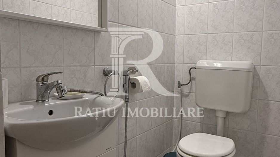 Apartament cu 3 camere | Decebal | Oradea - Poză 11