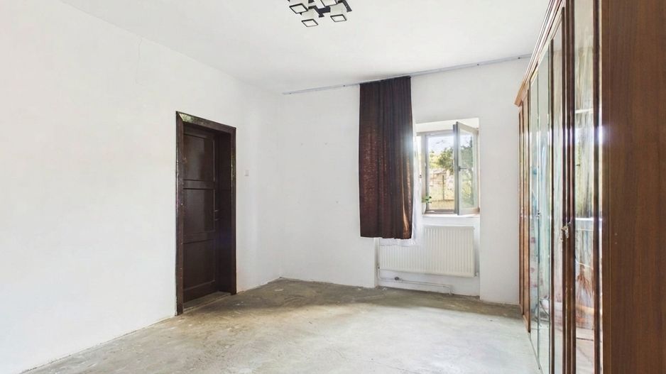 Colnă cu 7 camere în Covăsânț și teren 9 ha - Poză 4