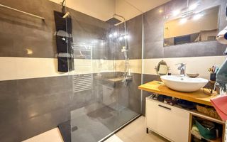 Oportunitate de investitie! Apartament 3 camere inchiriat la 650 euro! - Poză 4