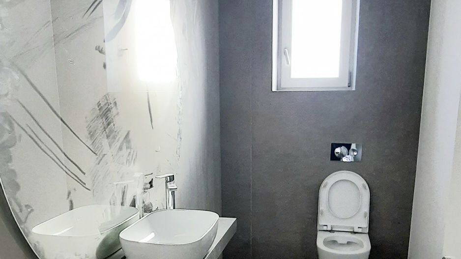 Locuinta moderna si spatioasa - Dumbravita - Poză 12