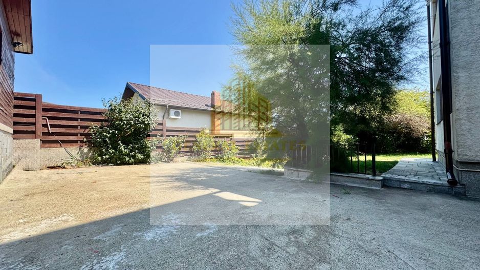 Vînzare Casă în 3 Nivele -Hlincea - 343 m.p. - Poză 3