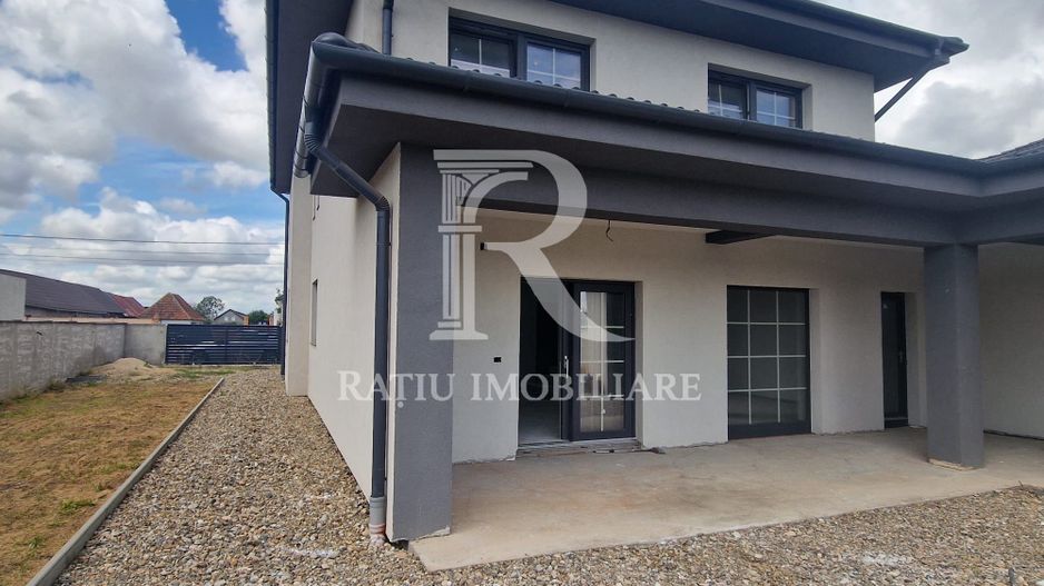 Casa de vanzare cu 4 camere | Cihei | Finisata | Bihor - Poză 7