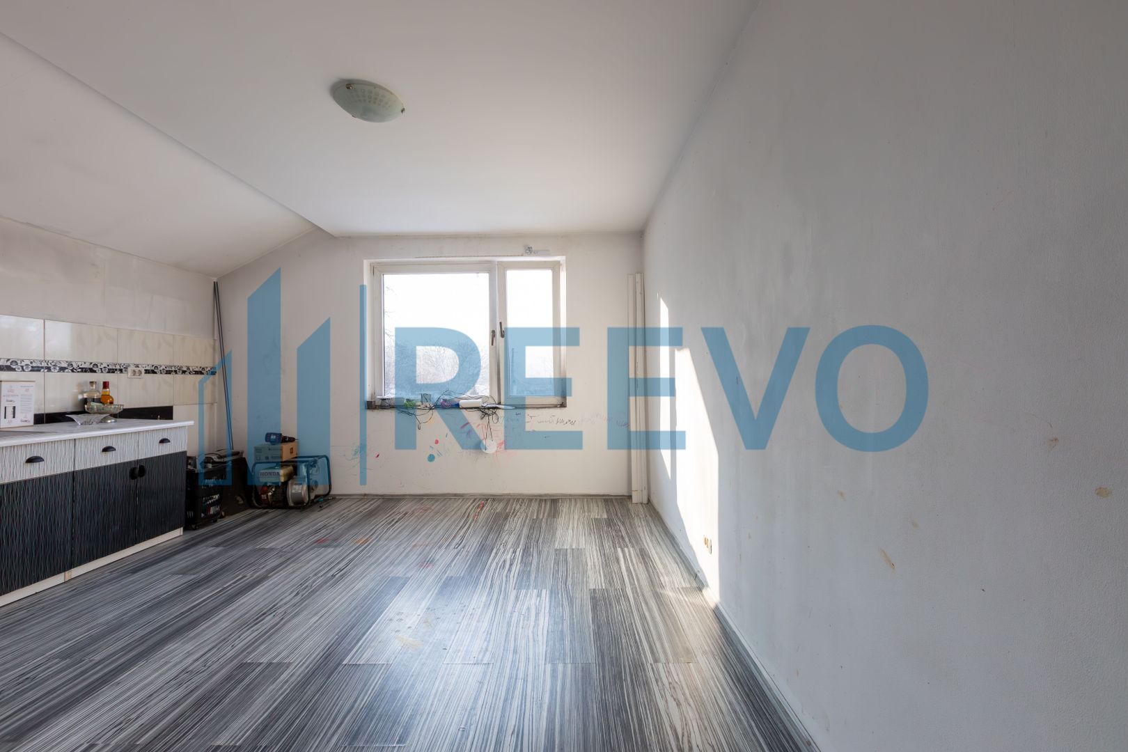 Proprietate cu casa si spatiu comercial+teren 4060 mp Bahna - Poză 34