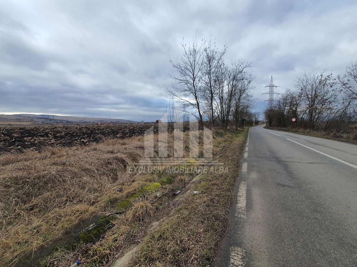 Vand teren extravilan - Poză 2