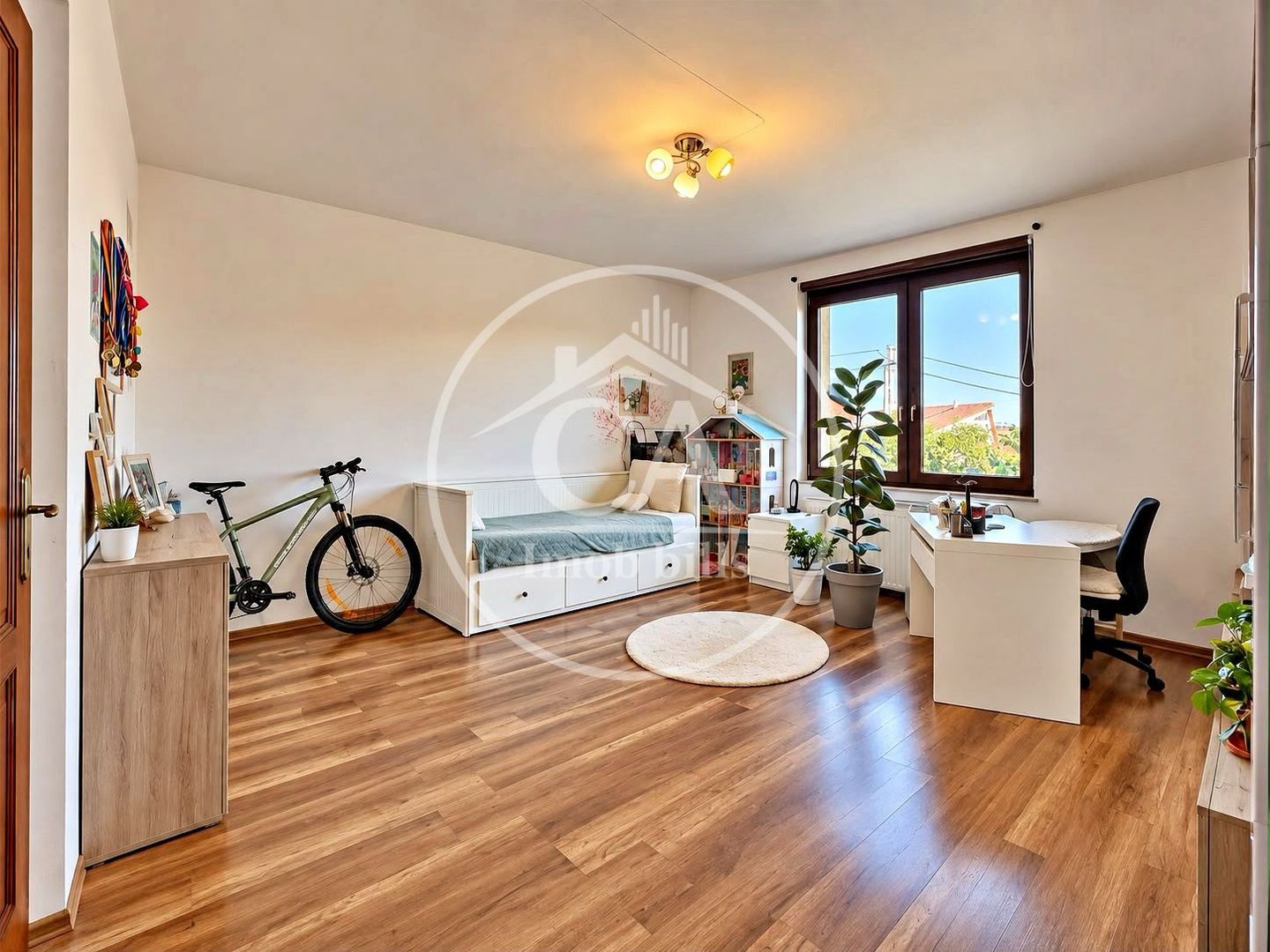 Casa de inchiriat cu 3 camere in zona Dealuri, Oradea. - Poză 5