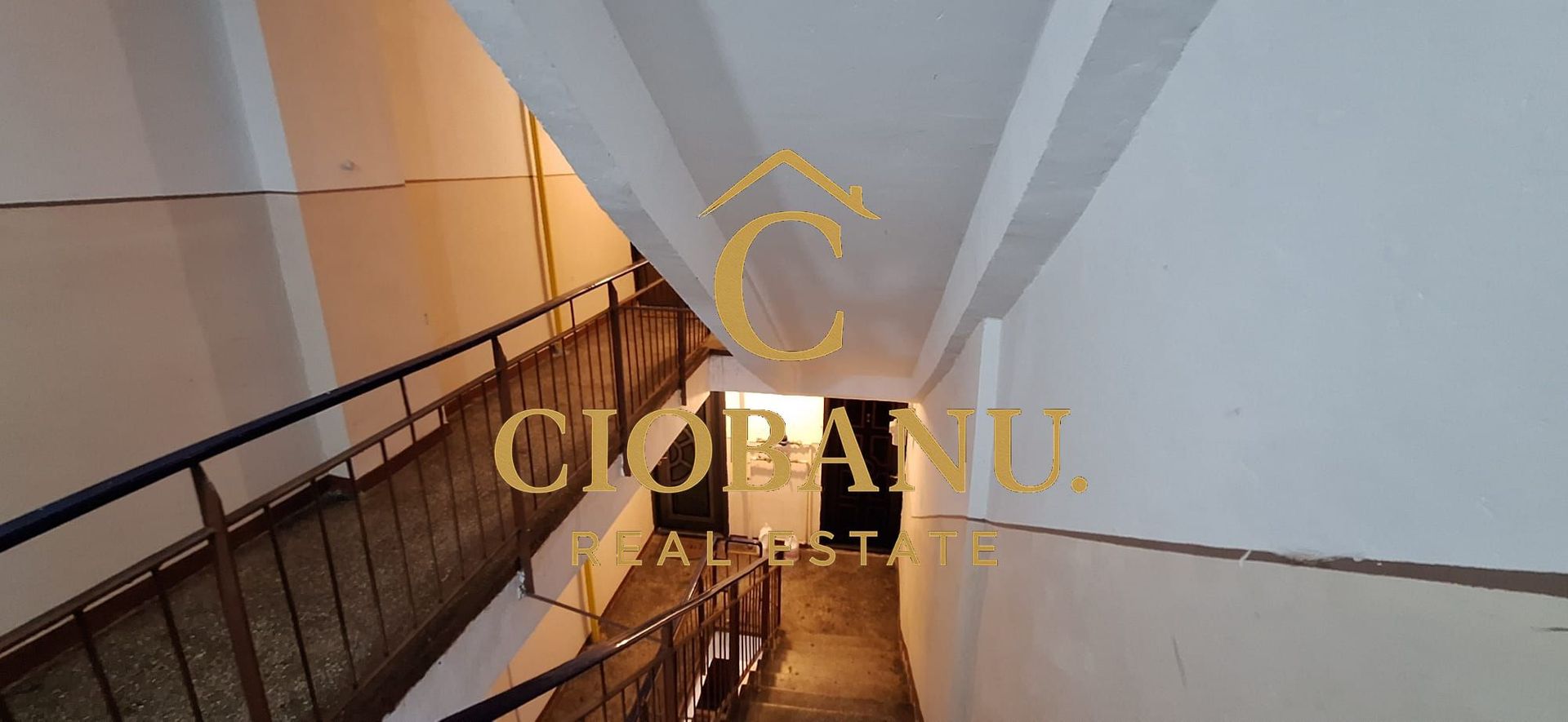 APARTAMENT DE VANZARE ETAJ 2/4 DECOMANDAT ZONA 1 MAI - Poză 12