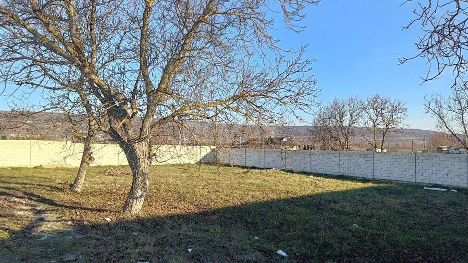 Teren de Construcție cu Încăpere Comercială de 250m2 în s.Stolniceni r-nul Hîncești - Poză 6